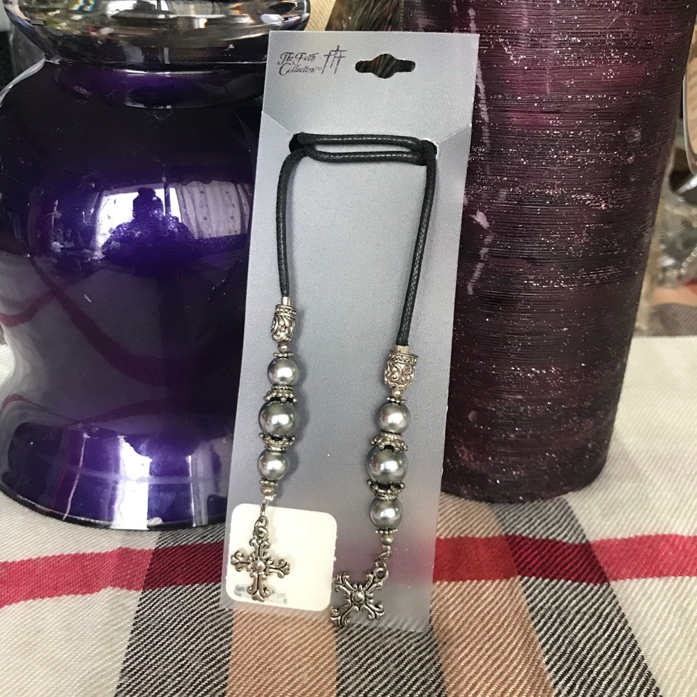 NWT WOMENS CHOCKER